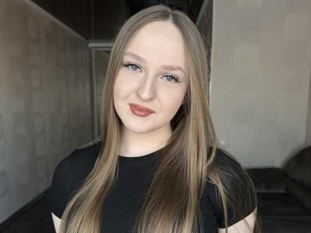 प्रोफ़ाइल की तस्वीर HoneyAmelia