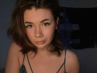 कामुक वीडियो चैट HornyKittya