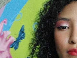 कामुक वीडियो चैट Hot-Cleo-Vibe