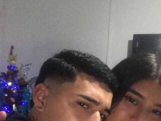 कामुक वीडियो चैट hot5couple