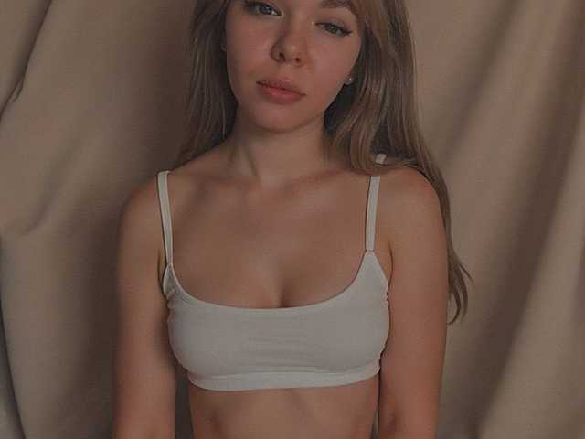 प्रोफ़ाइल की तस्वीर AnyaTaylorJoy_