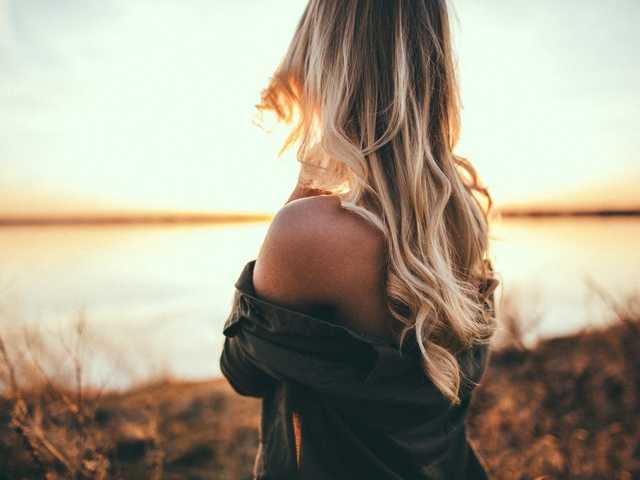 प्रोफ़ाइल की तस्वीर HotBlondMilf