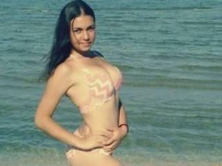 प्रोफ़ाइल की तस्वीर hotgirl888