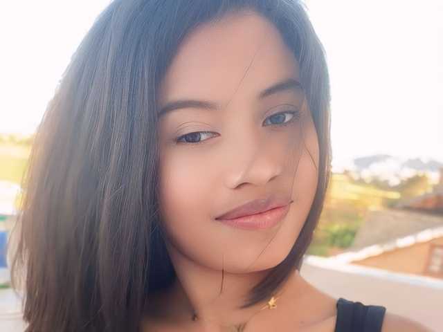 प्रोफ़ाइल की तस्वीर HoTGirlie