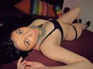 कामुक वीडियो चैट hotkhaleesi