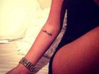 कामुक वीडियो चैट hotkissa