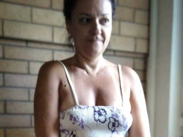 प्रोफ़ाइल की तस्वीर hotlady77
