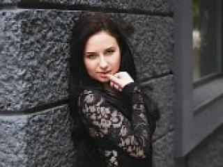 प्रोफ़ाइल की तस्वीर hotlaura