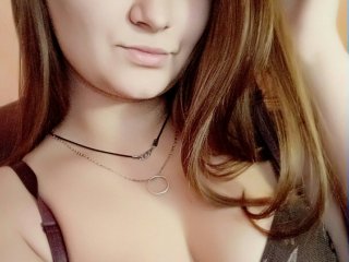 प्रोफ़ाइल की तस्वीर hotlittlesun