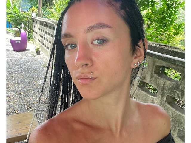 प्रोफ़ाइल की तस्वीर HotPulse888