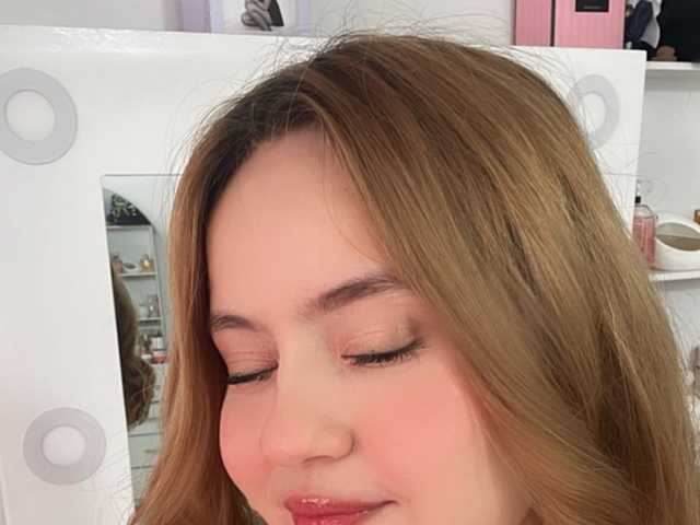 प्रोफ़ाइल की तस्वीर Hotsugar08