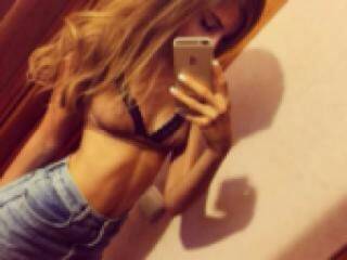 कामुक वीडियो चैट hotteeniie