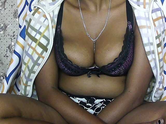 प्रसारण स्क्रीनशॉट sexy-frayah