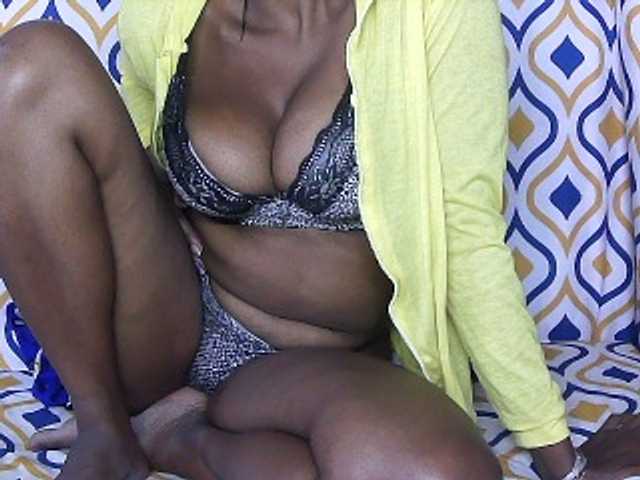 प्रसारण स्क्रीनशॉट sexy-frayah