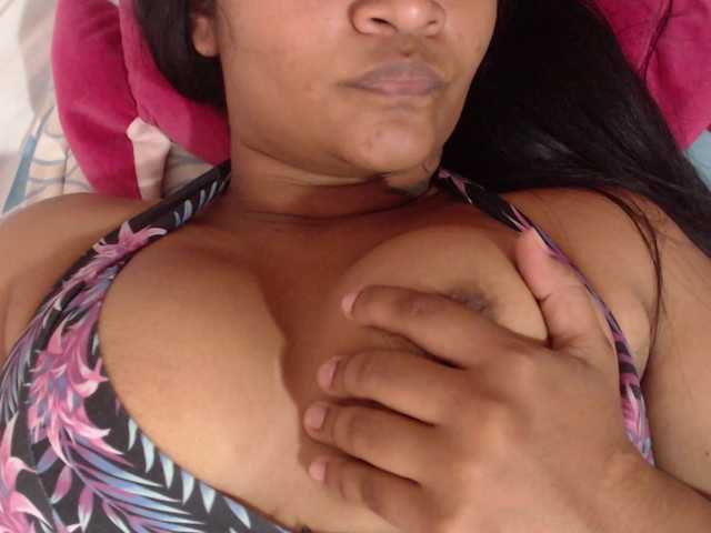 तस्वीरें indian-slutty I got a thirsty pussy and I need a huge cum inside me to fill her up! CONTROL LOVENSE TOY FOR 5 MINS just 180 tks