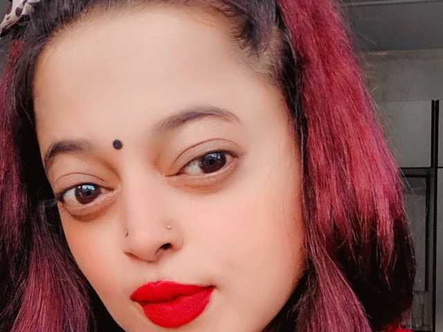प्रोफ़ाइल की तस्वीर indianlustyeyes