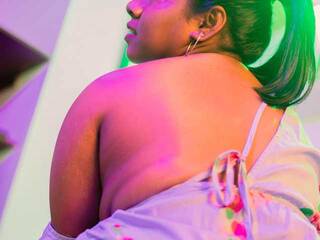 कामुक वीडियो चैट IndiraVermutt