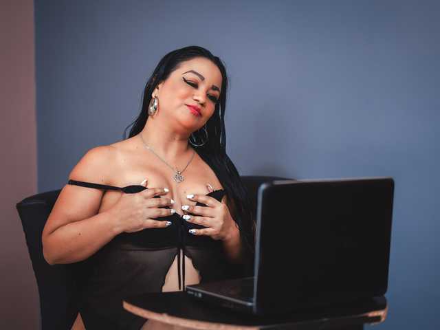 प्रोफ़ाइल की तस्वीर IngritBitch
