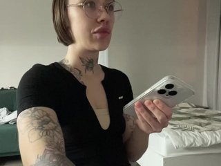 कामुक वीडियो चैट v_-_-_v