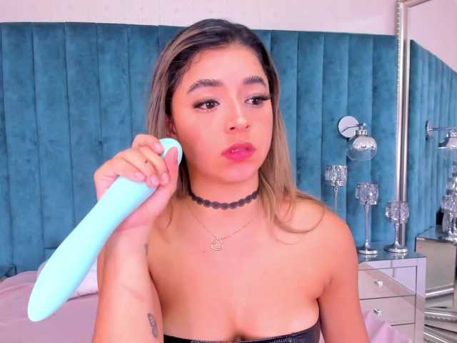 तस्वीरें IreneGreenn ❤️ squirt ❤️ [300 tokens left] cute young latina needs a punishment. Let's get dirty! I'm your babygirl ❤️❤️!!! #cute #spit #hairy #ahegao #anal