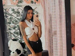 कामुक वीडियो चैट Isa-becc