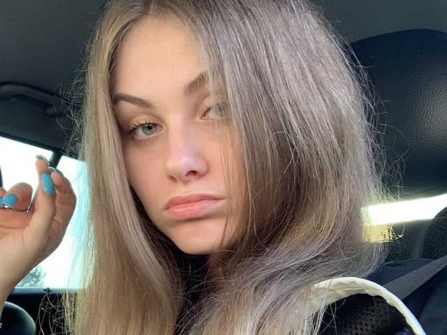 प्रोफ़ाइल की तस्वीर IsabelGood