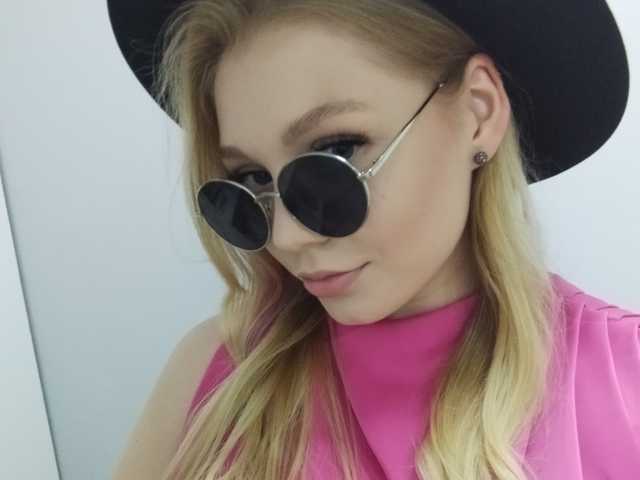 प्रोफ़ाइल की तस्वीर -Isabella-