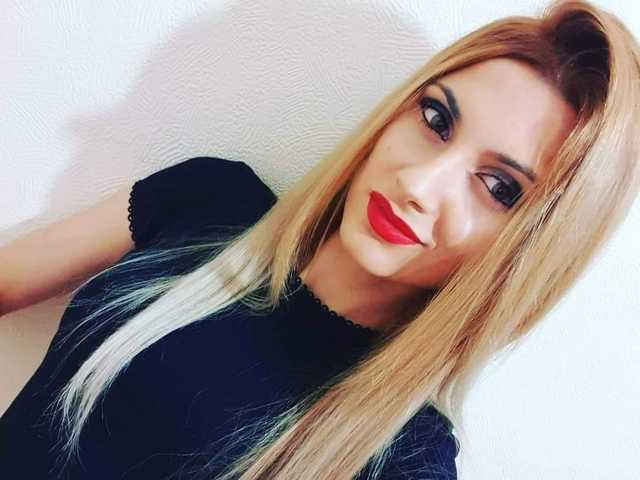 प्रोफ़ाइल की तस्वीर IsabelleRoseX