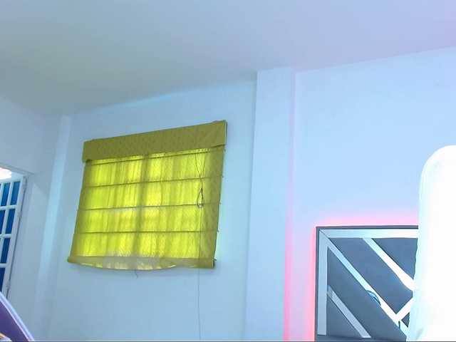 प्रसारण स्क्रीनशॉट IsaPetite1