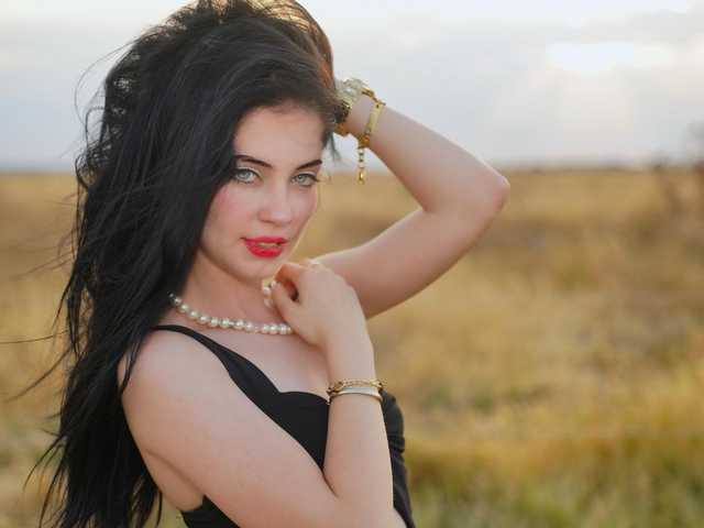 प्रोफ़ाइल की तस्वीर IsisQueenXXX