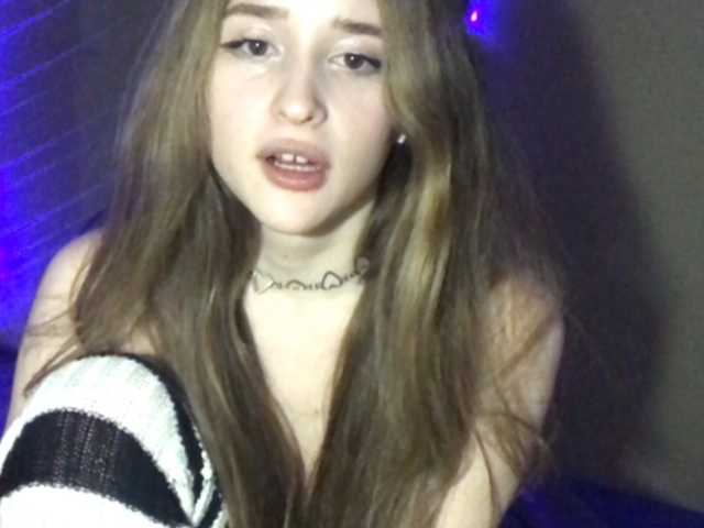 प्रसारण स्क्रीनशॉट Ivanka-Chan