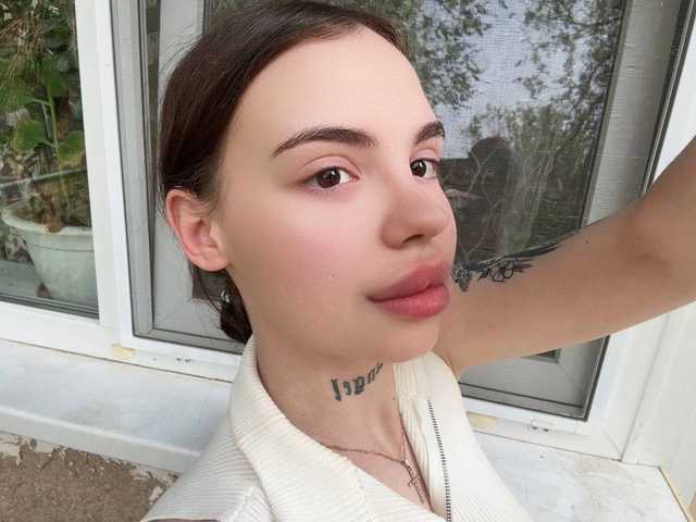 प्रोफ़ाइल की तस्वीर JayleeBelly