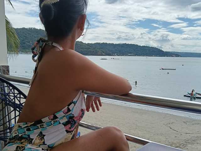 प्रोफ़ाइल की तस्वीर Tina_Jade