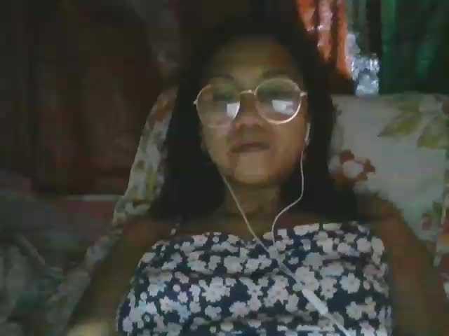 प्रसारण स्क्रीनशॉट Tina_Jade