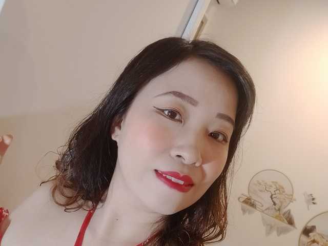 प्रोफ़ाइल की तस्वीर jenniferasian