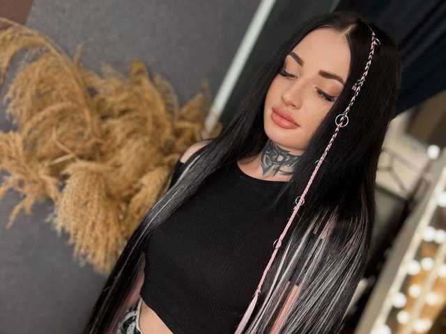 प्रोफ़ाइल की तस्वीर JenniferChar