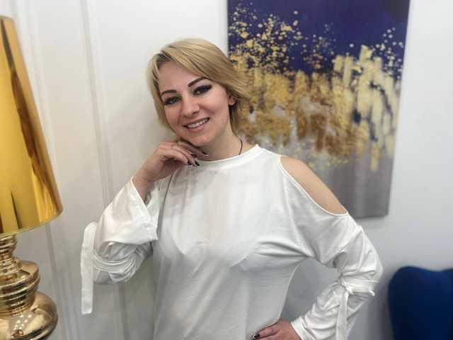 प्रोफ़ाइल की तस्वीर JessicaQwers