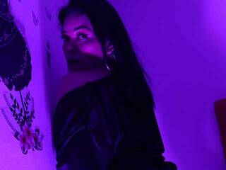 कामुक वीडियो चैट josephine6969