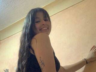 कामुक वीडियो चैट Joyce-Rosse