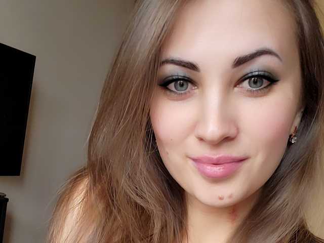 प्रोफ़ाइल की तस्वीर JuicyIrina