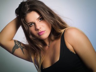 प्रोफ़ाइल की तस्वीर JuliaHonest