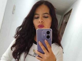 कामुक वीडियो चैट Juliana-rosee