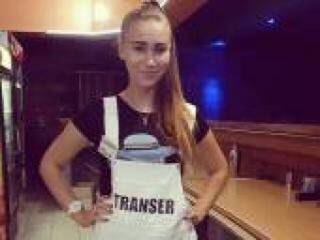 कामुक वीडियो चैट julianna996