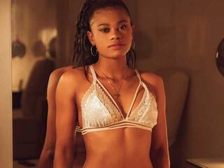 कामुक वीडियो चैट JuliannaSmith