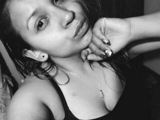 कामुक वीडियो चैट JULIAVEGA1