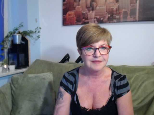 प्रसारण स्क्रीनशॉट julieamberx