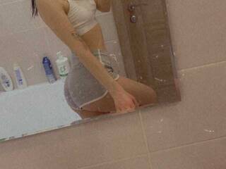 कामुक वीडियो चैट juliebundyofficial