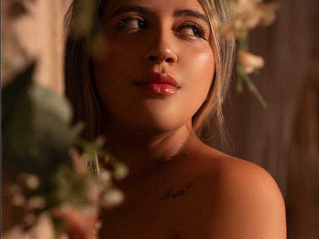 प्रोफ़ाइल की तस्वीर JuliethaTaylor