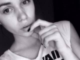 कामुक वीडियो चैट kamilux