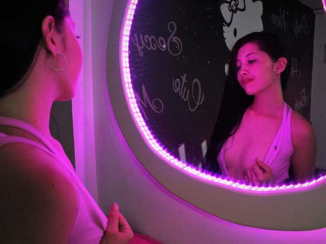 प्रोफ़ाइल की तस्वीर KarenKid